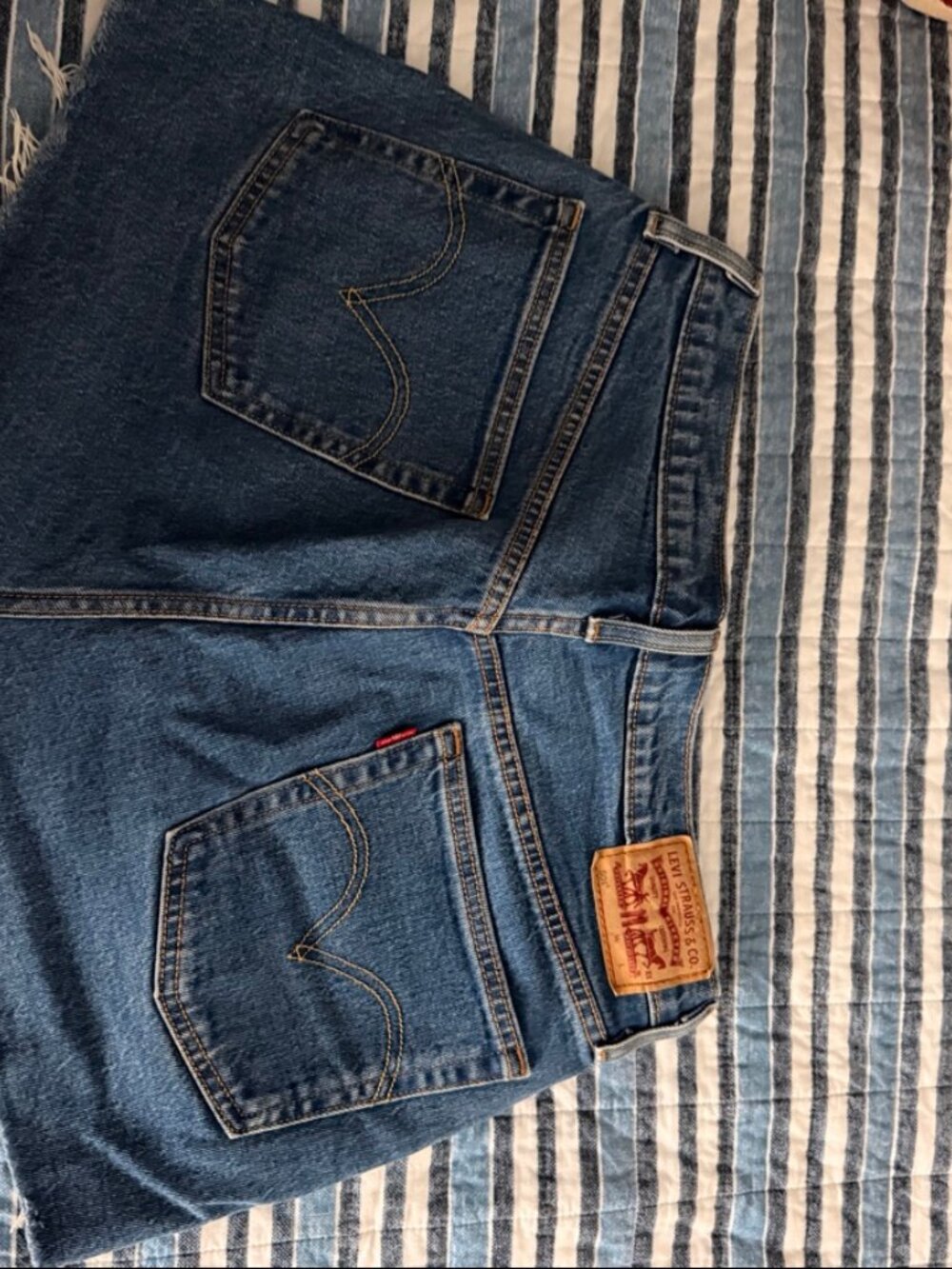 Levi's 501 Cutoff Denim Shorts Medium Wash Button Fly Size 29